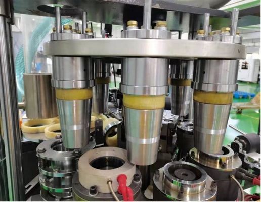 Máquina de processamento de papel em rolos para fabricação de copos de papel