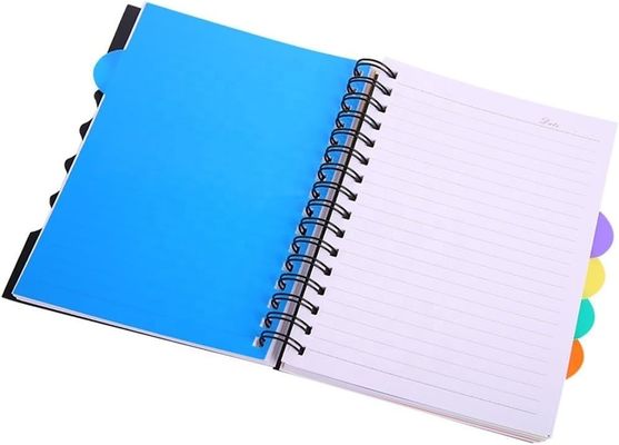 PP Cover A5 Project Notebook com linhas horizontais dentro das páginas e divisores de PP coloridos