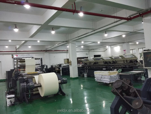 Melhore o seu processo de produção com máquina de costura e colagem